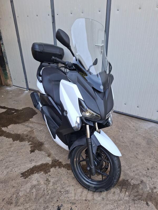 Yamaha - x max