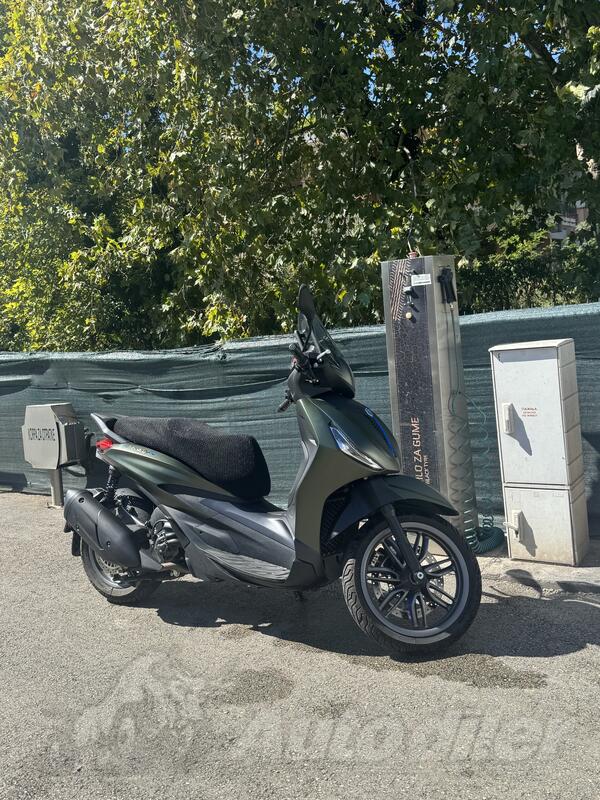 Piaggio - Beverly