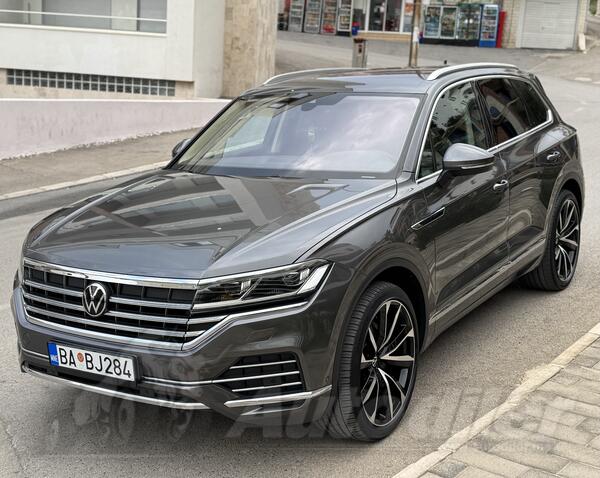 Volkswagen - Touareg - 3.0tdi
