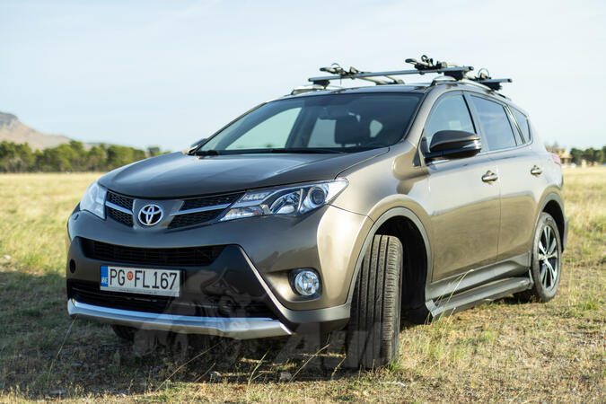 Toyota - RAV 4 - 2.2 D-4D