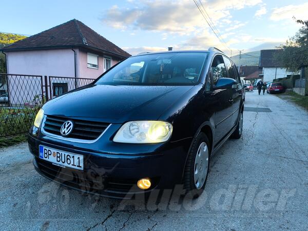 Volkswagen - Touran - 2.0 TDI