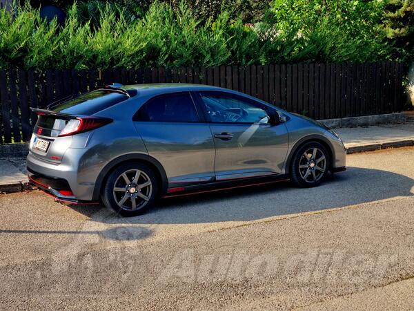 Honda - Civic - 1.8 vtec