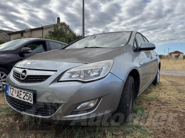 Opel - Astra - 1.6