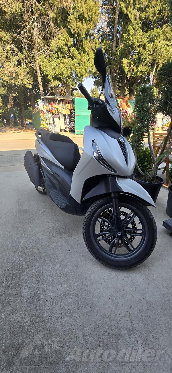 Piaggio - beverly