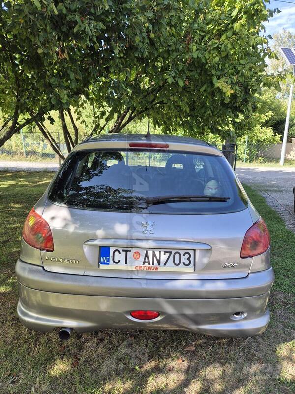 Peugeot - 206 - 1.4