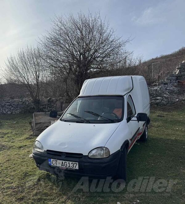 Opel - Combo - 2.0