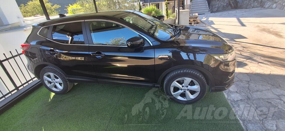 Nissan - Qashqai - 1.6