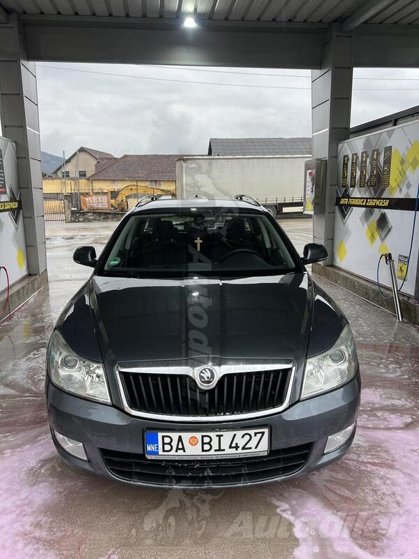 Škoda - Octavia - 1.6