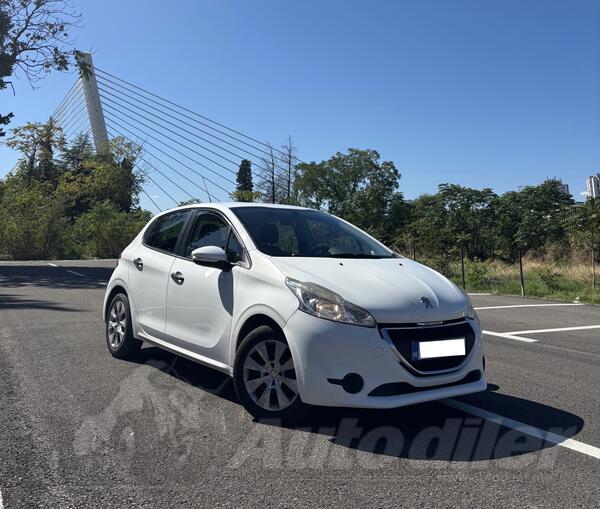 Peugeot - 208 - 1.4 HDI