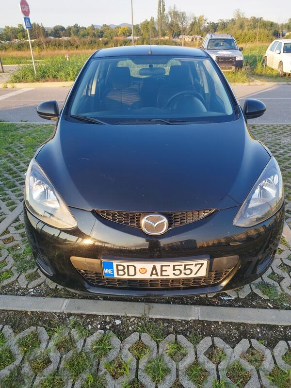 Mazda - 2 - 1.3i TE