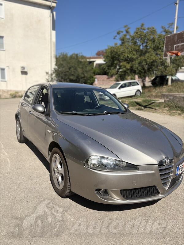 Alfa Romeo - 147 - 1.9JTD