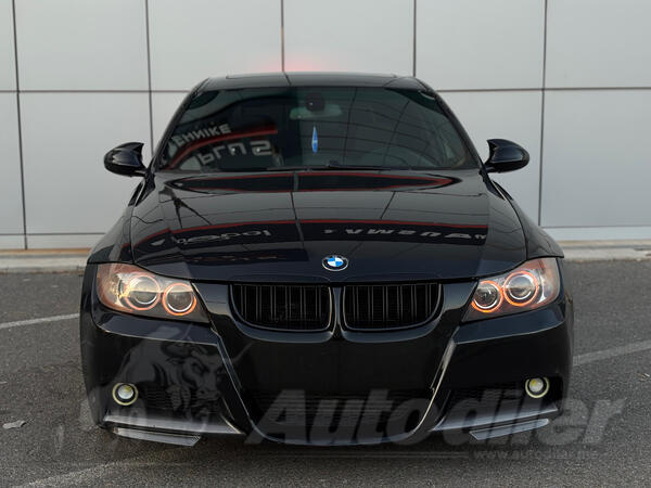 BMW - 330 - 3.0