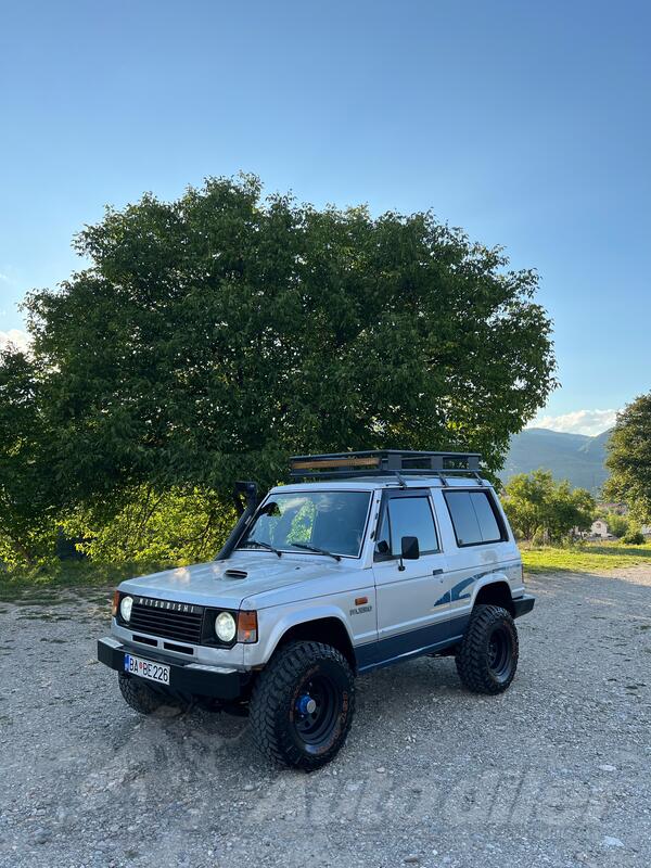Mitsubishi - Pajero - 2.5
