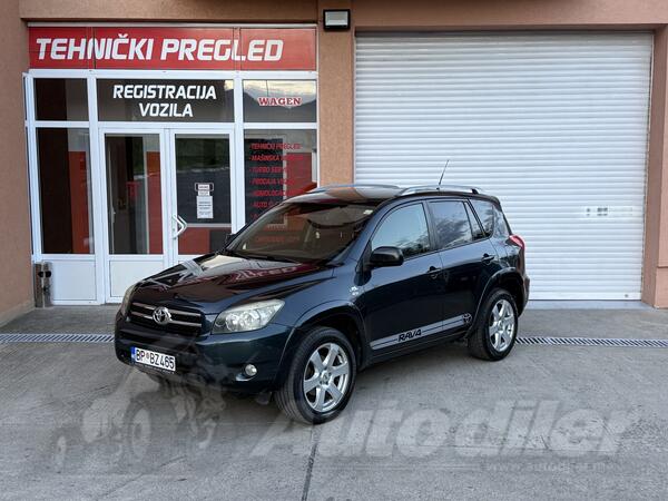 Toyota - RAV 4 - 2.2 D CAT