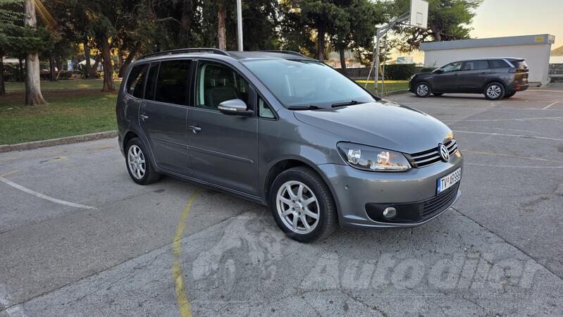Volkswagen - Touran - 2.0 TDI