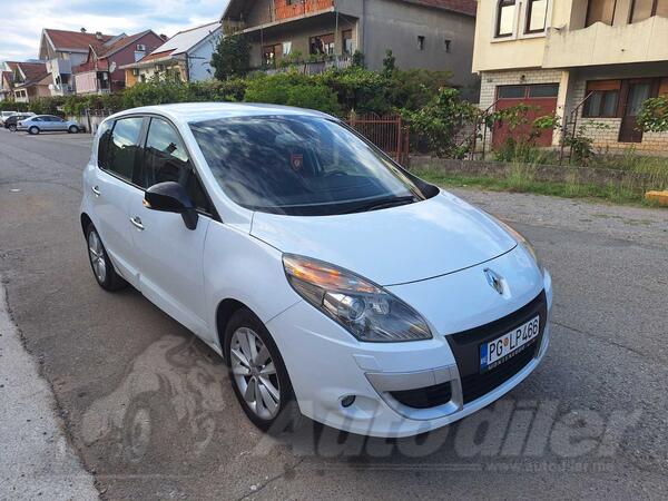 Renault - Scenic - 1.5 dci