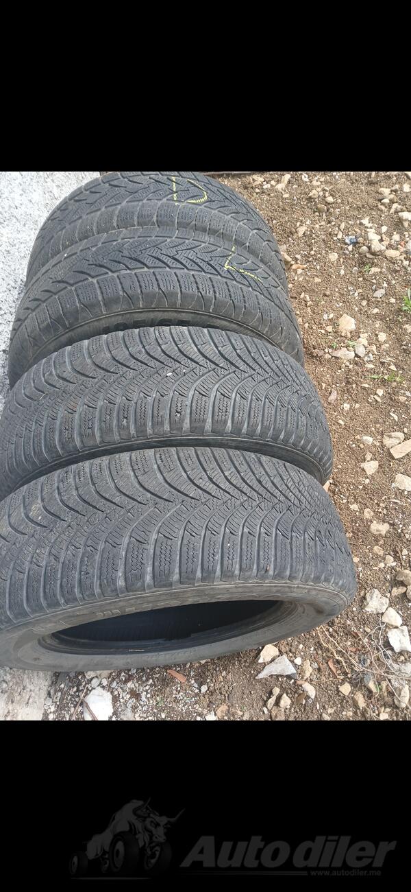 Hankook - 195/55 R15 - Zimska guma