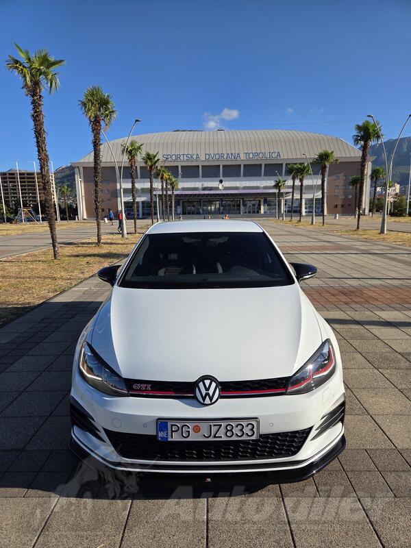 Volkswagen - Golf GTI - 7.5
