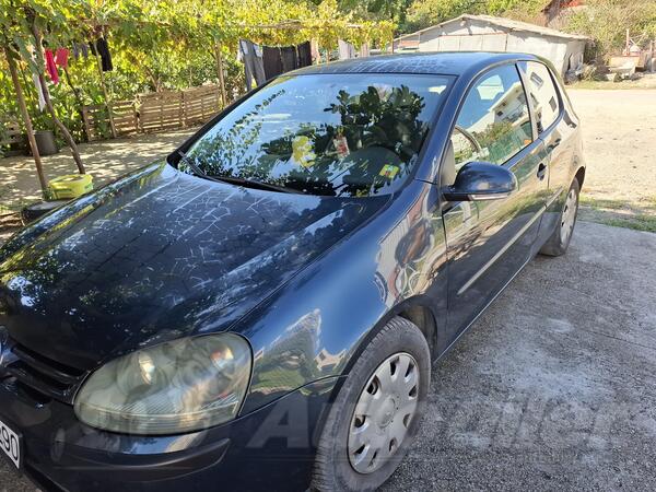 Volkswagen - Golf 5 - 1.9TDI