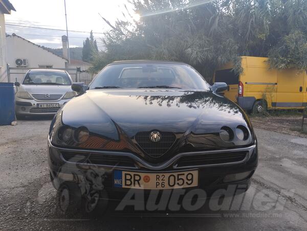 Alfa Romeo - Spider - Alfa Romeo 916 Spider