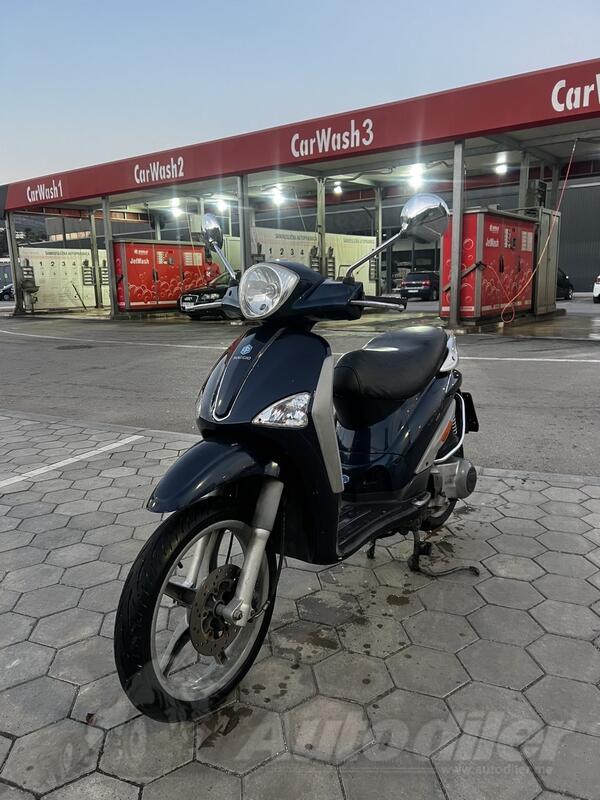 Piaggio - liberty