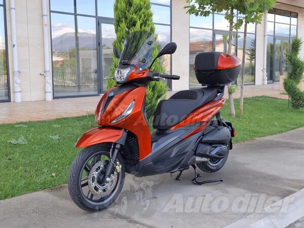 Piaggio - Beverly S 300HPE