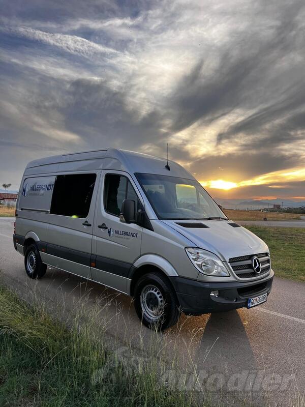 Mercedes Benz - Sprinter