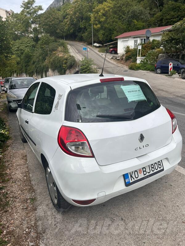 Renault - Clio - 1.5 DCI