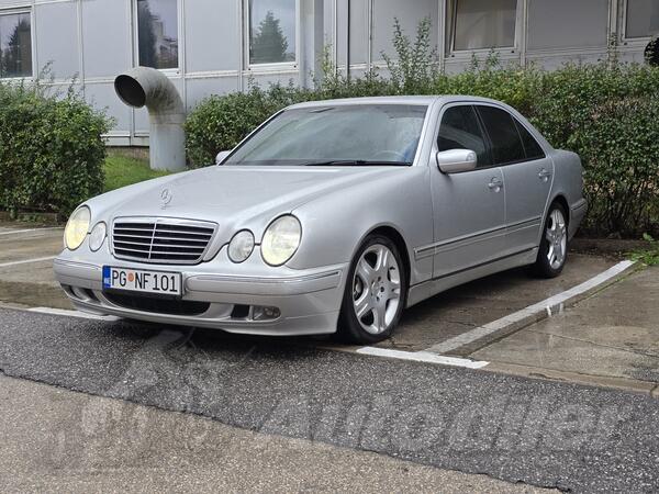 Mercedes Benz - E 200 - KOMPRESSOR crveni motor