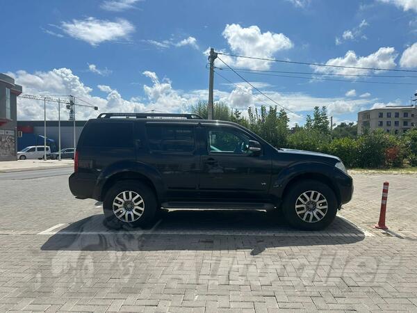 Nissan - Pathfinder - 3.0 V6 DCI