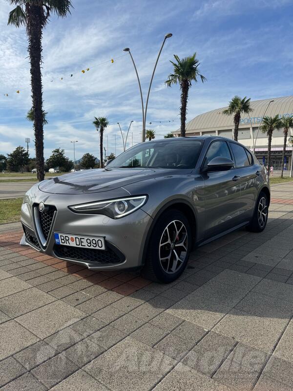 Alfa Romeo - Stelvio - SUPER