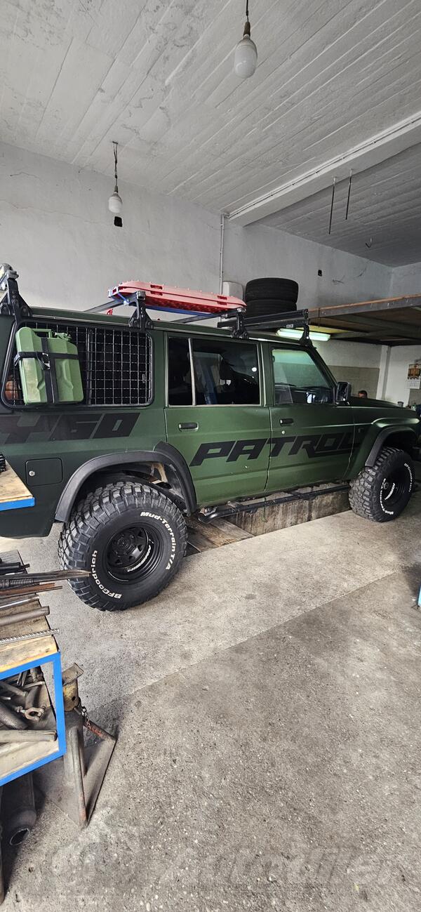 Nissan - Patrol - 2.8 Y60