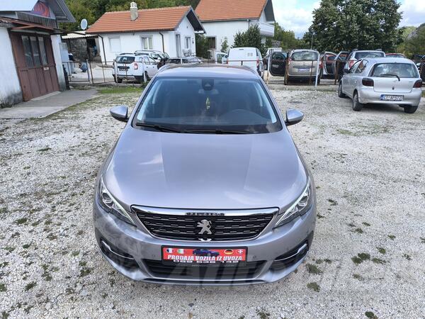 Peugeot - 308 - 1.2 i allure edition