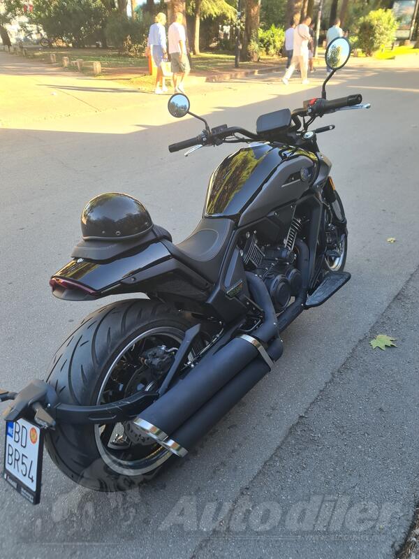 Morbidelli - C 1002 V