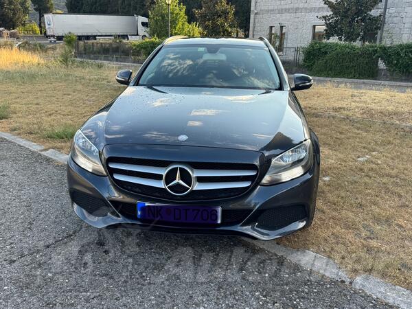 Mercedes Benz - 200 - 200 bluetec