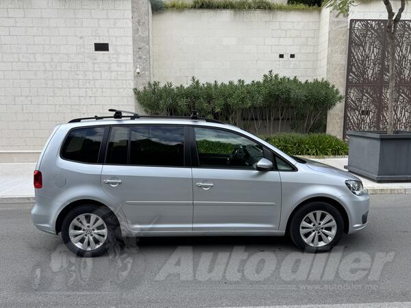 Volkswagen - Touran - 2.0TDI DSG 7-SJEDISTA