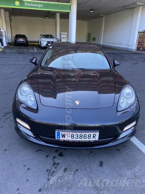 Porsche - Panamera - 3.6 V6 Sport Chrono paket
