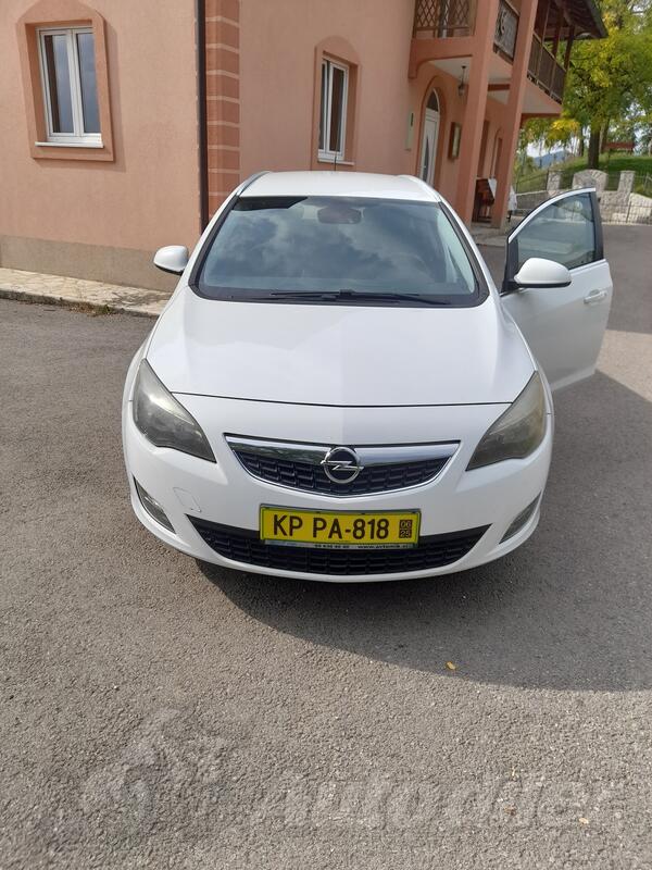 Opel - Astra - 2.0dci sport