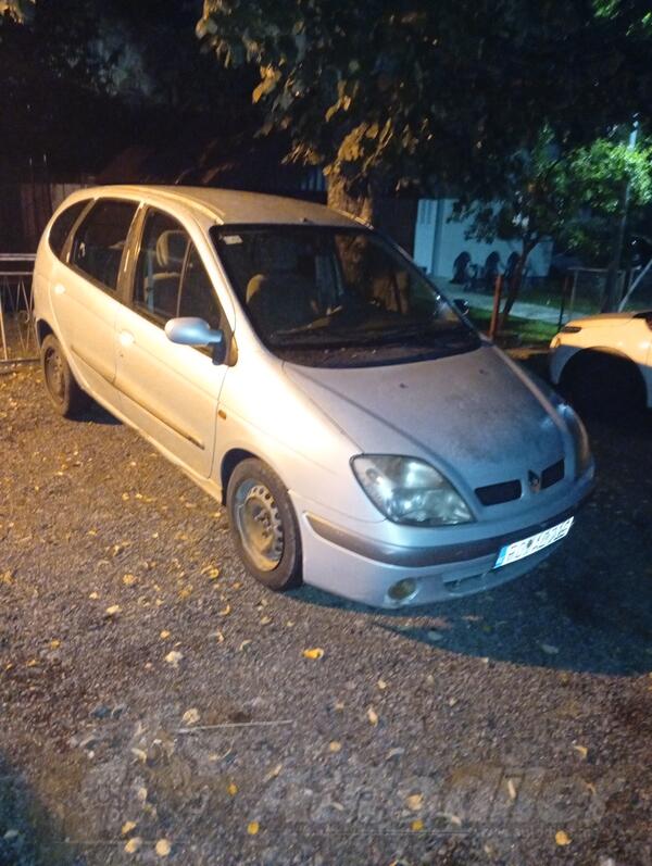 Renault - Scenic - 1.9 DCI