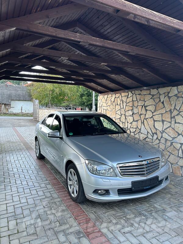 Mercedes Benz - C 220
