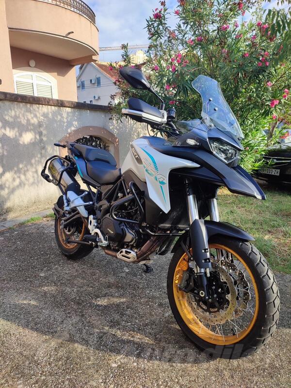 QJ Motor - SRT 550