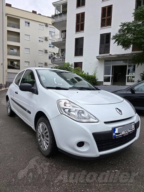 Renault - Clio - 1.5 DCI