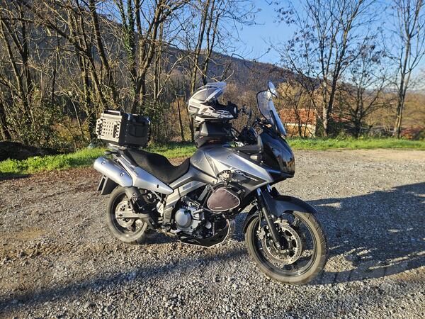 Suzuki - V strom 650