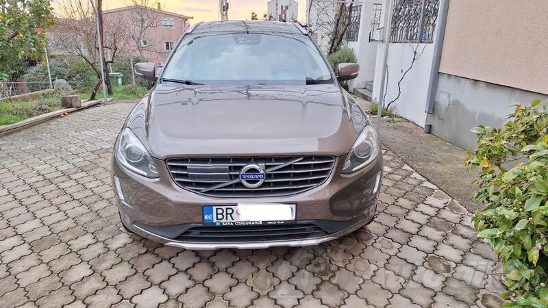 Volvo - XC 60 - 2.4 D5