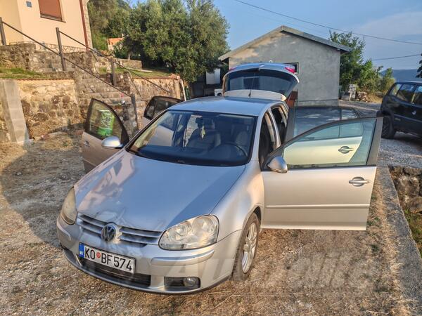 Volkswagen - Golf 5 - 1.9 TDI