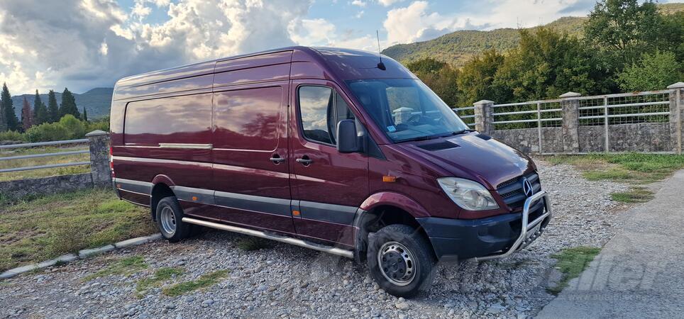 Mercedes Benz - Sprinter