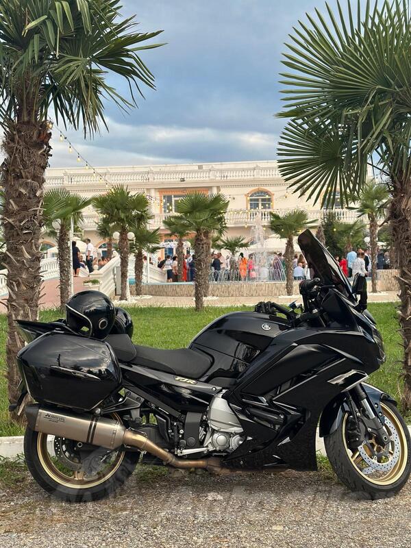 Yamaha - FJR 1300 AS