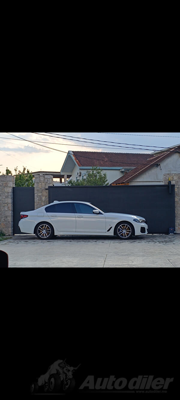 BMW - 520 -  X drive