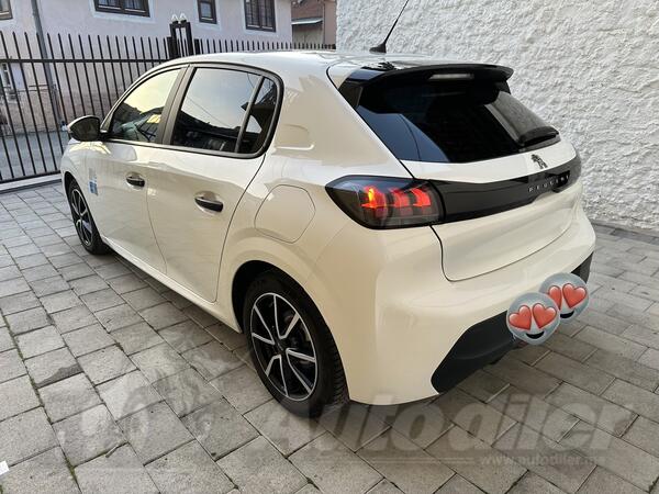 Peugeot - 208 - 1,5 HDI