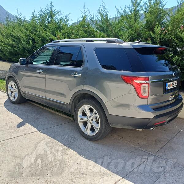 Ford - Explorer - Ford Explorer 3.5